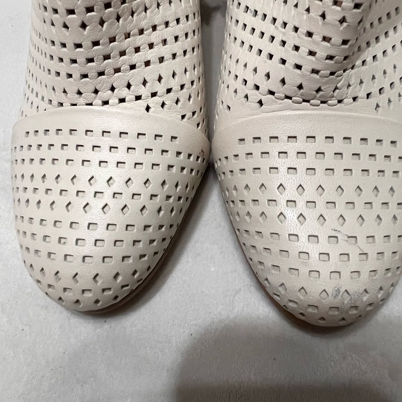 RAGE & BONE MARGOT Laser Cut Booties Ankle Boots 38.5 8.5 - Picture 11 of 16